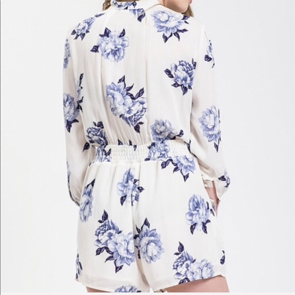!!BLUE FLORAL BOHO  ROMPER - Picture 3 of 6